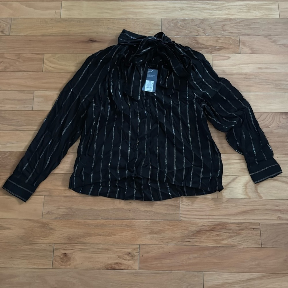 NWT Universal Thread | Women's Size S | Black Striped Tie Neck Long Sleeve Top